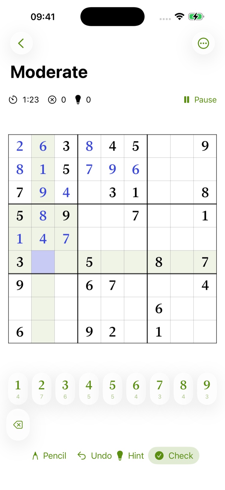 Sudoception on iPhone: a Moderate puzzle in play — the timer at 1:23 with no mistakes and no hints, entries in indigo, a highlighted row and column, and the number pad with remaining counts.